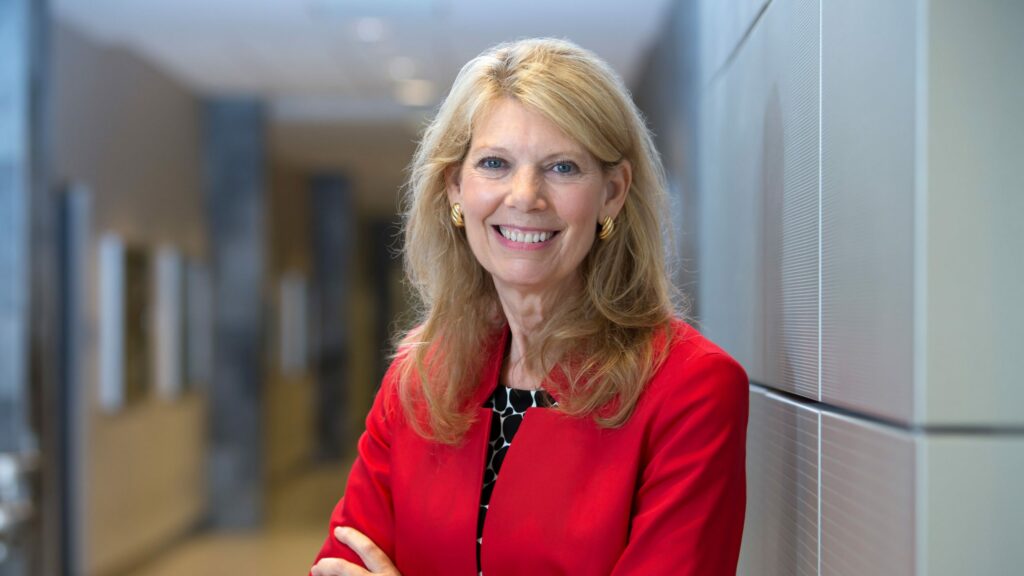 Shelton wins 2022 Distinguished Engaged Scholar Award