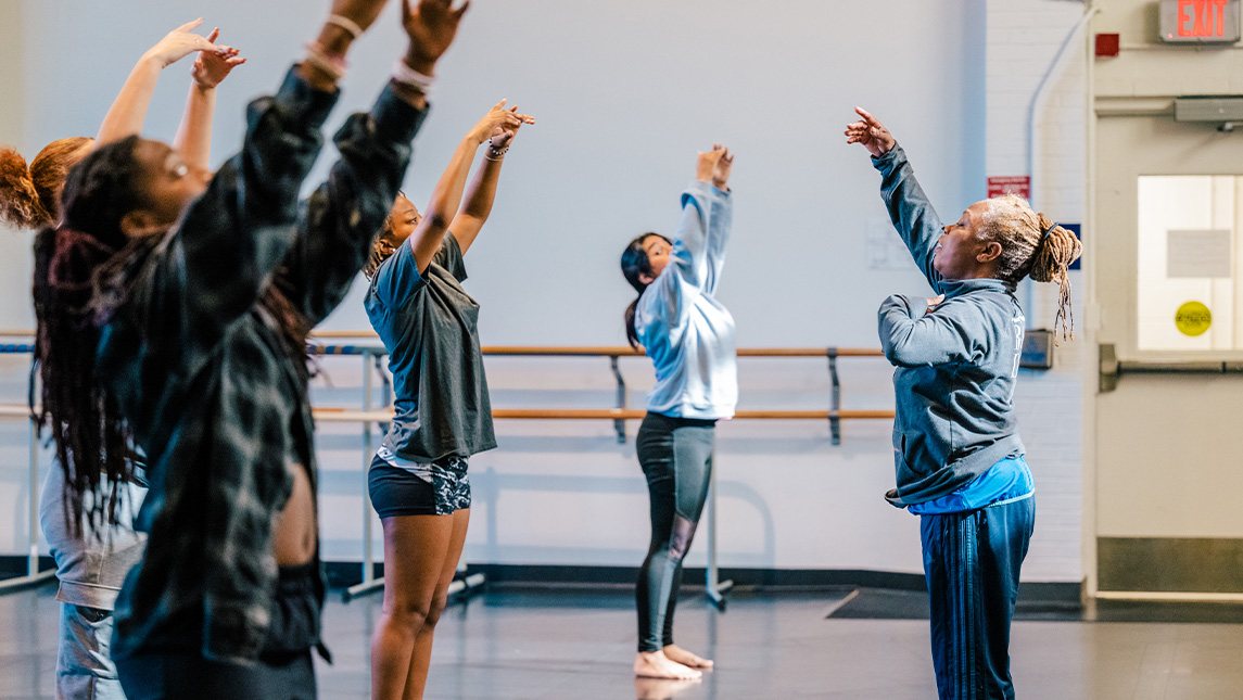 A group of UNCG students in a dance class.